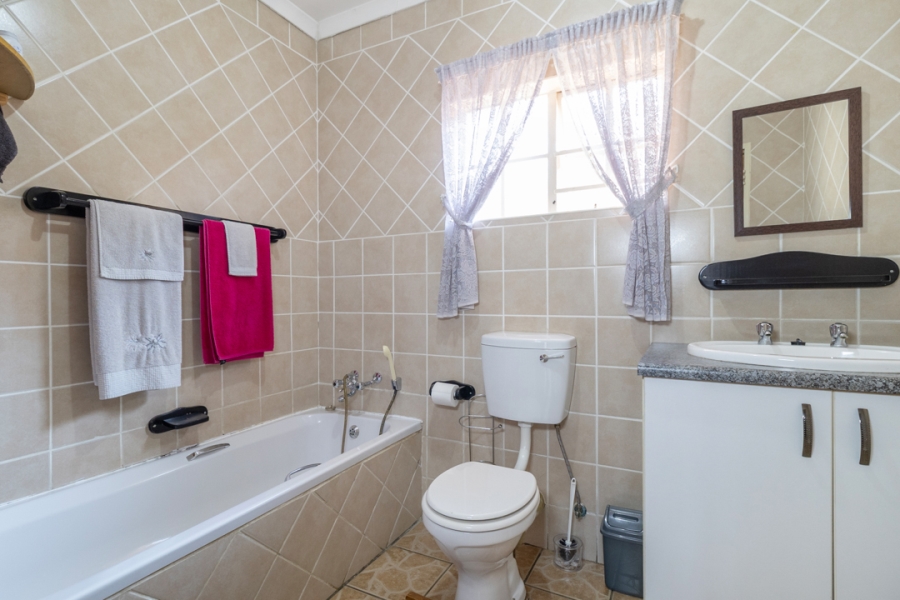 3 Bedroom Property for Sale in Schoemansville North West